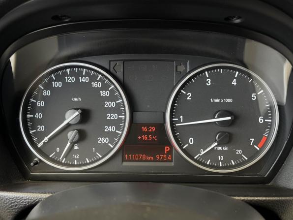 BMW 3 серии V (E90/E91/E92/E93) Рестайлинг с пробегом 2010 года, цена 1 137 000 рублей, 111078 км, седан, Автокод Объявления