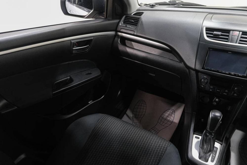 Suzuki Swift IV Новокузнецк  - изображение 12