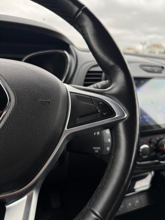 Renault Kaptur I Рестайлинг с пробегом 2021 года, цена 1 400 000 рублей, 89421 км, внедорожник, Автокод Объявления