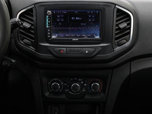 Lada (ВАЗ) XRAY I с пробегом 2018 года, цена 800 000 рублей, 131093 км, хэтчбек, Автокод Объявления