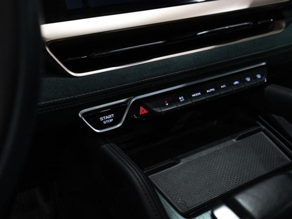 Geely Monjaro I с пробегом 2023 года, цена 3 049 989 рублей, 54631 км, внедорожник, Автокод Объявления