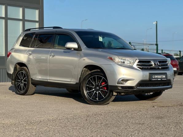 Toyota Highlander II (XU40) Рестайлинг с пробегом 2013 года, цена 1 790 000 рублей, 233767 км, внедорожник, Автокод Объявления