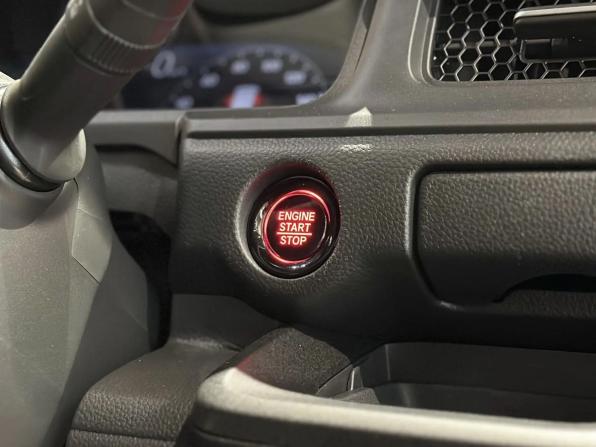 Honda Stepwgn VI с пробегом 2024 года, цена 3 150 000 рублей, 24000 км, минивэн, Автокод Объявления