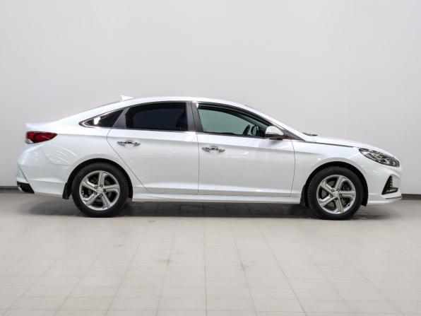 Hyundai Sonata VII (LF) Рестайлинг с пробегом 2019 года, цена 1 750 000 рублей, 92255 км, седан, Автокод Объявления