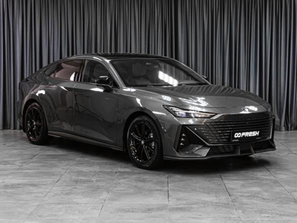 Changan UNI-V I с пробегом 2023 года, цена 2 249 000 рублей, 34635 км, лифтбек, Автокод Объявления