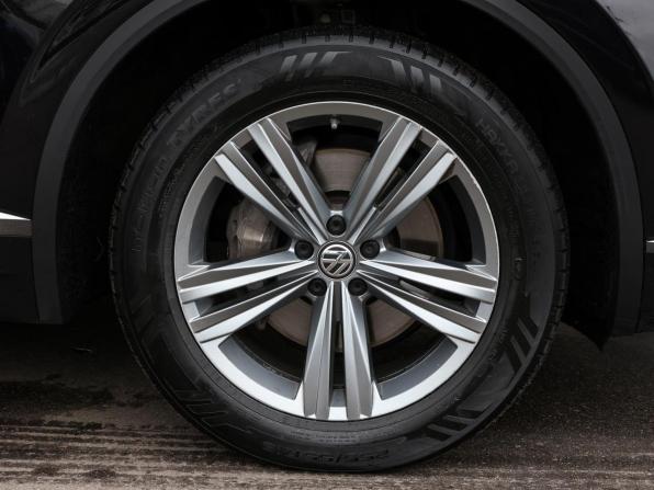 Volkswagen Touareg III с пробегом 2018 года, цена 4 798 000 рублей, 119000 км, внедорожник, Автокод Объявления