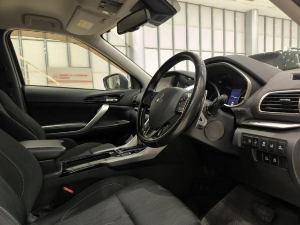 Mitsubishi Eclipse Cross I с пробегом 2018 года, цена 1 750 000 рублей, 118000 км, внедорожник, Автокод Объявления