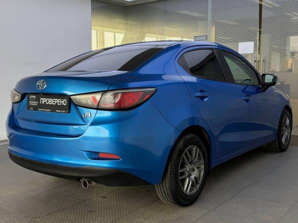 Toyota Yaris III Рестайлинг 2 с пробегом 2017 года, цена 1 095 000 рублей, 129349 км, хэтчбек, Автокод Объявления