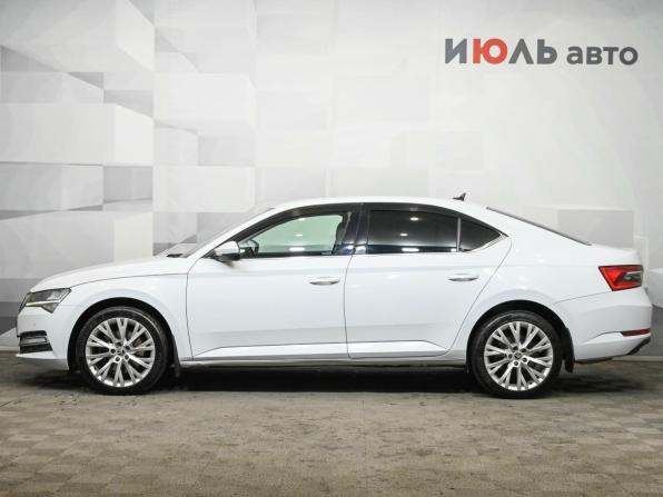 Skoda Superb III Рестайлинг с пробегом 2022 года, цена 2 450 000 рублей, 208525 км, лифтбек, Автокод Объявления