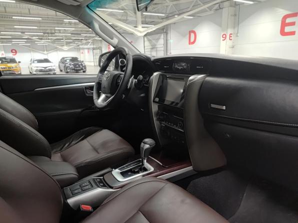 Toyota Fortuner II с пробегом 2018 года, цена 3 890 000 рублей, 104931 км, внедорожник, Автокод Объявления