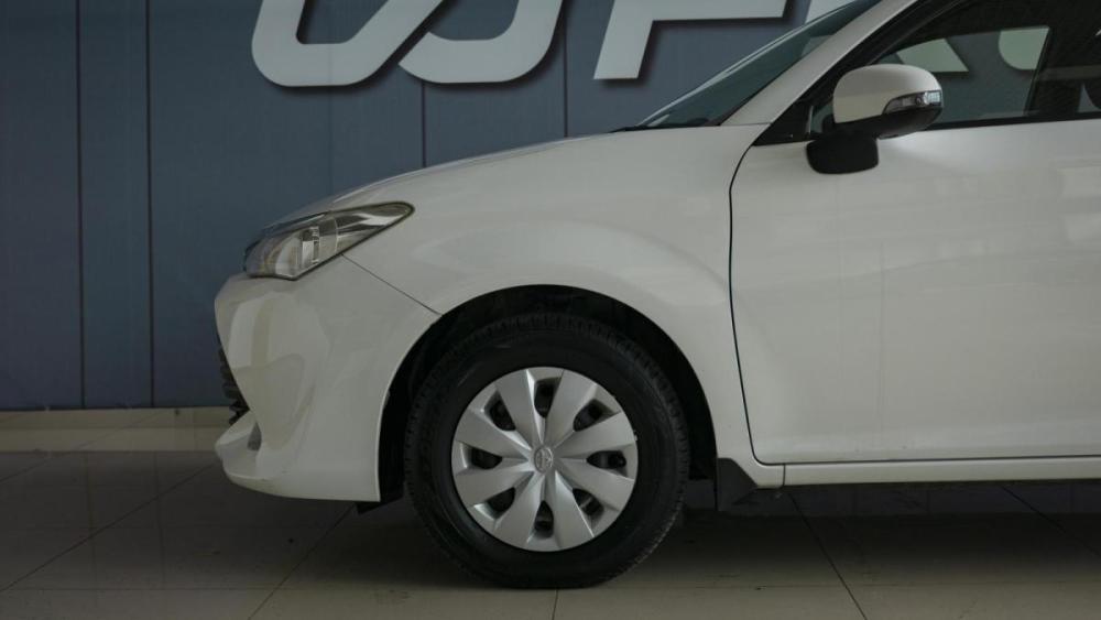 Toyota Corolla XI (E160 E170) Рестайлинг 2 Благовещенск  - изображение 19