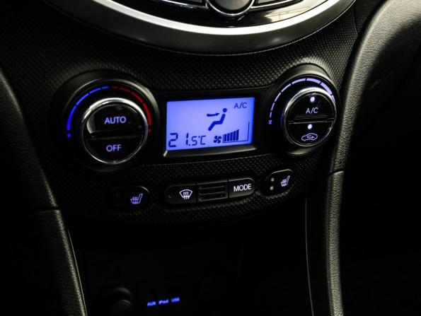Hyundai Solaris I с пробегом 2012 года, цена 999 000 рублей, 86440 км, хэтчбек, Автокод Объявления
