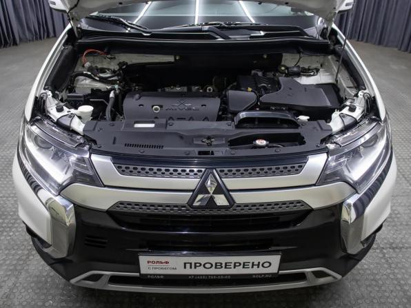 Mitsubishi Outlander III Рестайлинг 3 с пробегом 2019 года, цена 1 598 000 рублей, 252241 км, внедорожник, Автокод Объявления