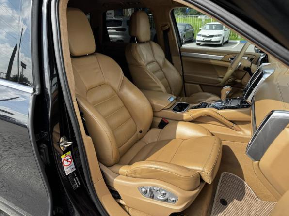 Porsche Cayenne II (958) с пробегом 2010 года, цена 1 920 000 рублей, 367762 км, внедорожник, Автокод Объявления