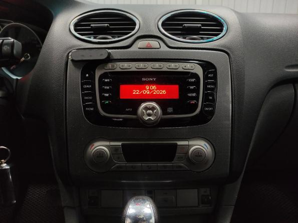 Ford Focus II Рестайлинг с пробегом 2011 года, цена 499 000 рублей, 310311 км, седан, Автокод Объявления