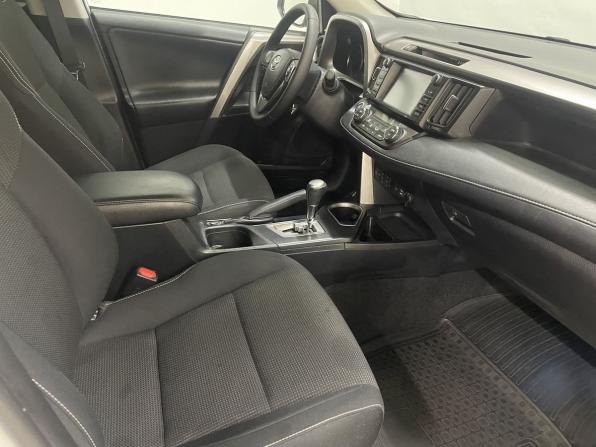 Toyota RAV4 IV (XA40) Рестайлинг с пробегом 2018 года, цена 2 670 000 рублей, 66739 км, внедорожник, Автокод Объявления