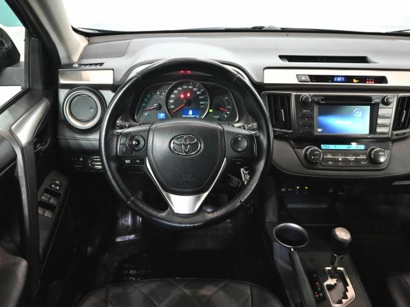 Toyota RAV4 IV (XA40) с пробегом 2015 года, цена 1 910 000 рублей, 253823 км, внедорожник, Автокод Объявления