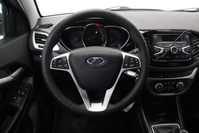 Lada (ВАЗ) Vesta I с пробегом 2018 года, цена 963 000 рублей, 88247 км, универсал, Автокод Объявления
