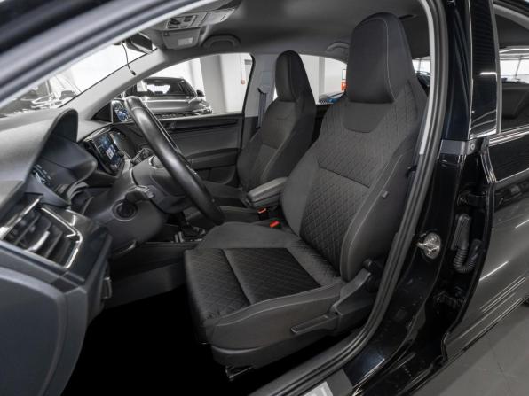 Skoda Rapid II с пробегом 2021 года, цена 1 990 000 рублей, 54506 км, лифтбек, Автокод Объявления