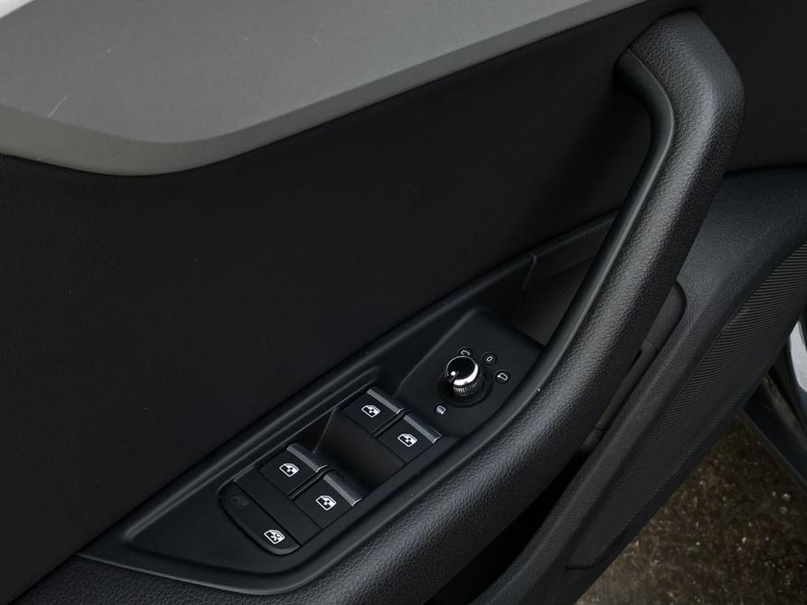 Audi A4 V (B9) Рестайлинг Москва  - изображение 20