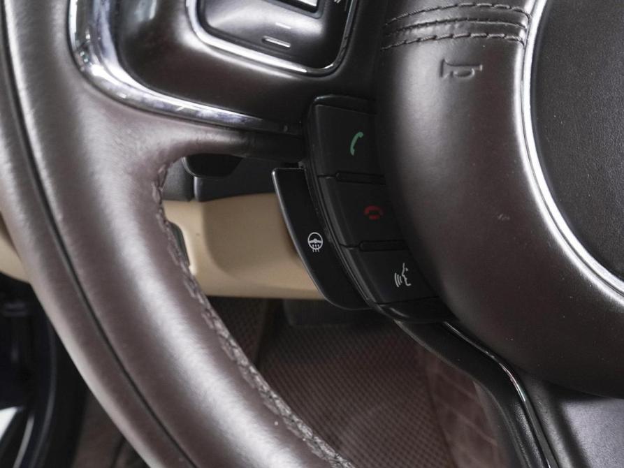 Jaguar XJ IV (X351) Рестайлинг Ростов-на-Дону  - изображение 16