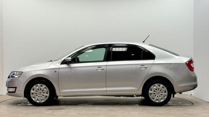 Skoda Rapid I с пробегом 2015 года, цена 1 020 000 рублей, 143879 км, лифтбек, Автокод Объявления