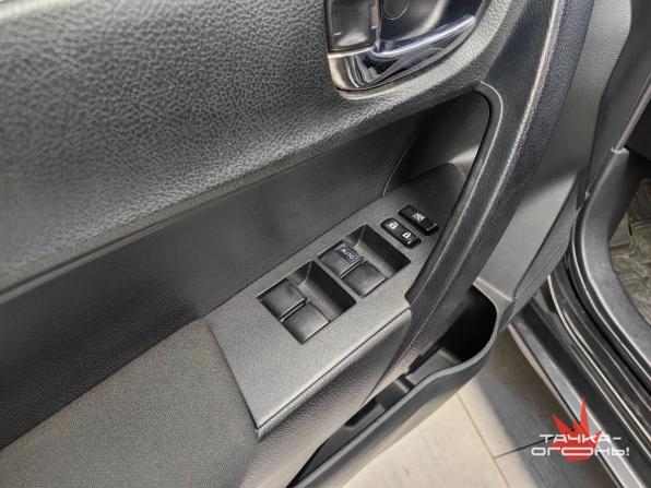 Toyota Corolla XI (E160 E170 E180) с пробегом 2013 года, цена 1 198 000 рублей, 135000 км, седан, Автокод Объявления