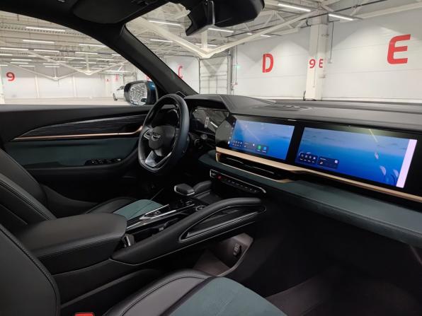 Geely Monjaro I с пробегом 2024 года, цена 3 390 000 рублей, 33835 км, внедорожник, Автокод Объявления