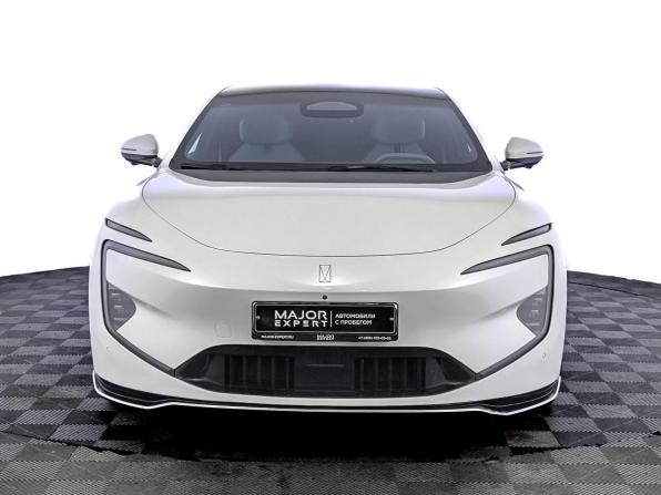Avatr 12 с пробегом 2024 года, цена 5 120 000 рублей, 43785 км, фастбек, Автокод Объявления