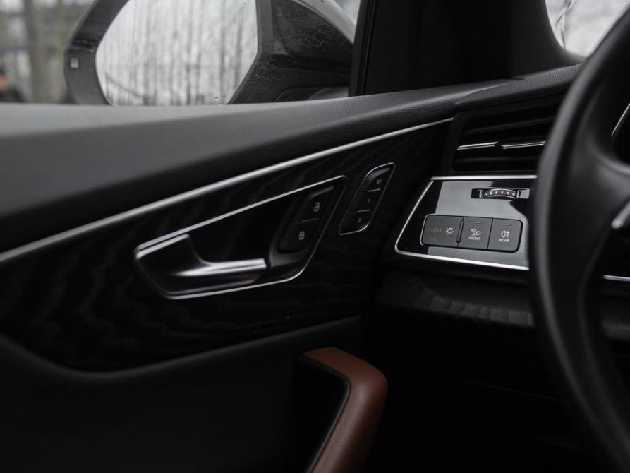 Audi Q8 I (4M) Санкт-Петербург  - изображение 13