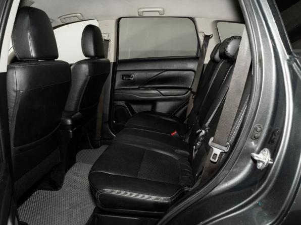Mitsubishi Outlander III Рестайлинг с пробегом 2015 года, цена 1 750 000 рублей, 257923 км, внедорожник, Автокод Объявления