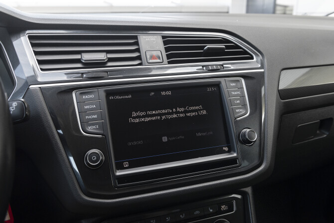 Volkswagen Tiguan II с пробегом 2017 года, цена 2 845 000 рублей, 115000 км, внедорожник, Автокод Объявления