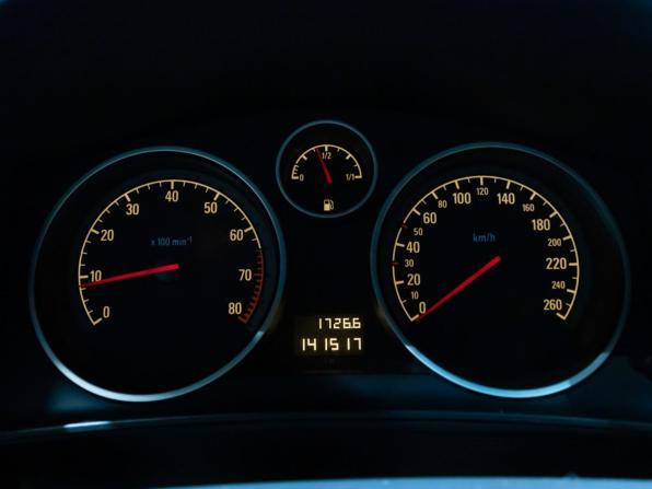 Opel Astra H Рестайлинг с пробегом 2013 года, цена 490 000 рублей, 141250 км, седан, Автокод Объявления