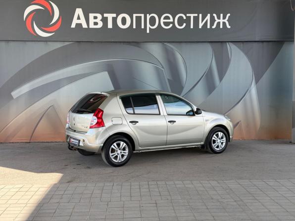 Renault Sandero I с пробегом 2014 года, цена 645 000 рублей, 176230 км, хэтчбек, Автокод Объявления
