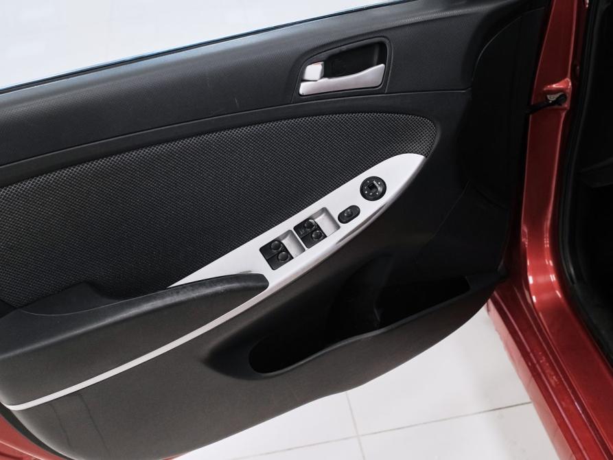 Hyundai Solaris I Самара  - изображение 17