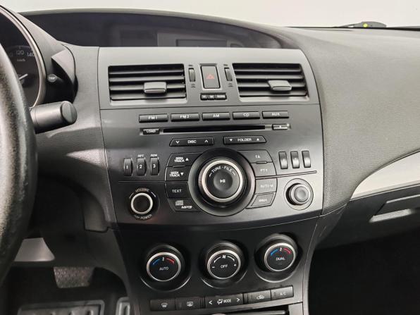 Mazda 3 II (BL) Рестайлинг с пробегом 2012 года, цена 799 000 рублей, 204632 км, седан, Автокод Объявления