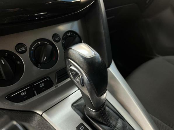 Ford Focus III с пробегом 2011 года, цена 596 400 рублей, 247391 км, хэтчбек, Автокод Объявления