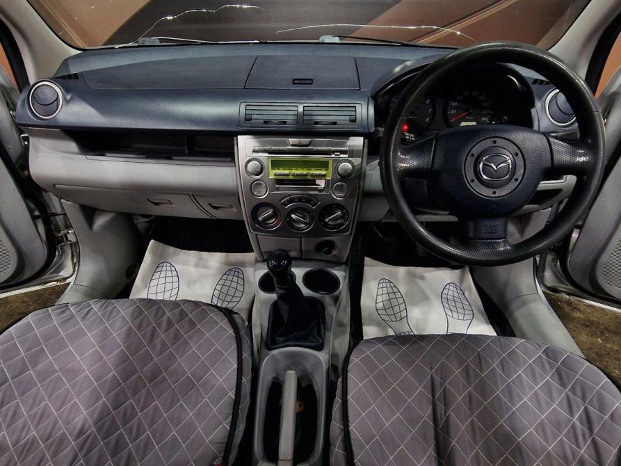 Mazda Demio II (DY) Ставрополь  - изображение 10