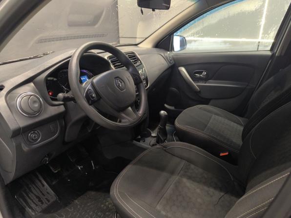 Renault Logan II с пробегом 2016 года, цена 639 000 рублей, 112000 км, седан, Автокод Объявления