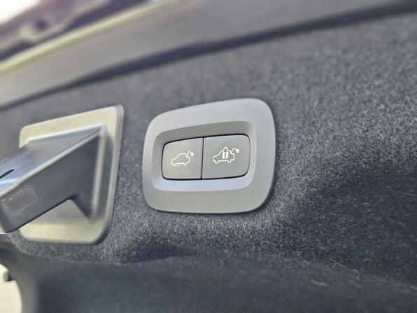 Volvo S90 II с пробегом 2019 года, цена 2 995 000 рублей, 61760 км, седан, Автокод Объявления