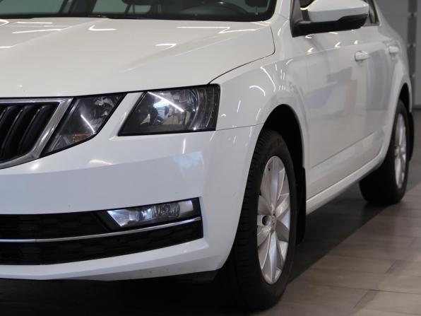 Skoda Octavia III (A7) Рестайлинг с пробегом 2018 года, цена 1 394 000 рублей, 154352 км, лифтбек, Автокод Объявления