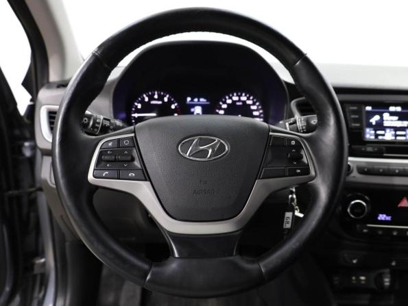 Hyundai Solaris II с пробегом 2018 года, цена 1 439 000 рублей, 83173 км, седан, Автокод Объявления