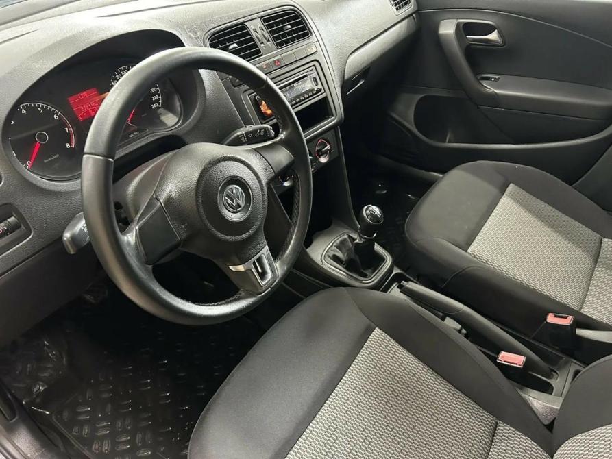 Volkswagen Polo V Набережные Челны  - изображение 8