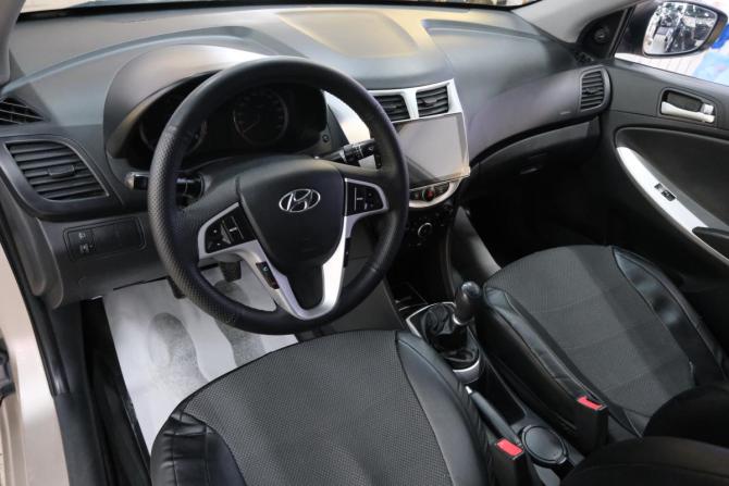 Hyundai Solaris I с пробегом 2011 года, цена 699 000 рублей, 206500 км, седан, Автокод Объявления