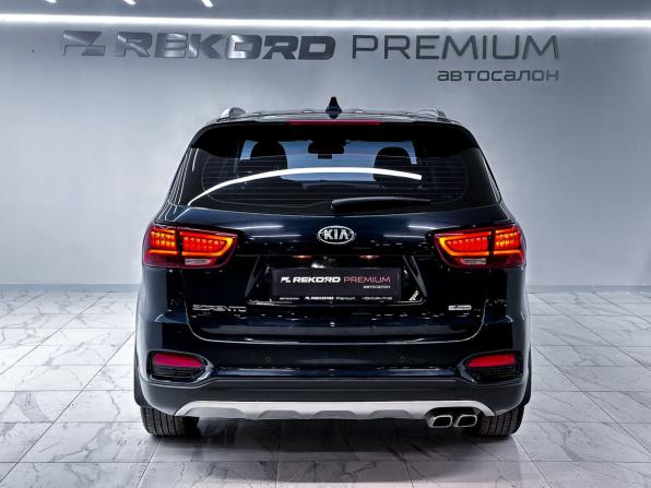 Kia Sorento III Prime Рестайлинг с пробегом 2019 года, цена 2 749 990 рублей, 89200 км, внедорожник, Автокод Объявления