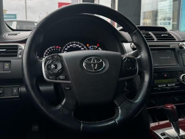 Toyota Camry VII (XV50) с пробегом 2013 года, цена 1 234 000 рублей, 288727 км, седан, Автокод Объявления