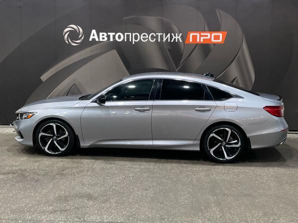 Honda Accord X Рестайлинг с пробегом 2022 года, цена 2 770 000 рублей, 65950 км, седан, Автокод Объявления