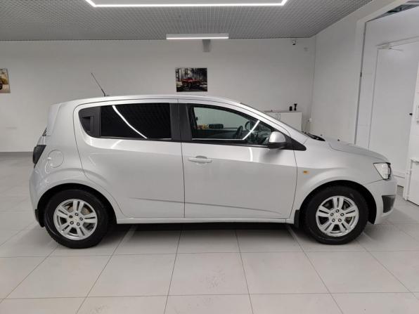 Chevrolet Aveo II с пробегом 2015 года, цена 796 000 рублей, 111814 км, хэтчбек, Автокод Объявления