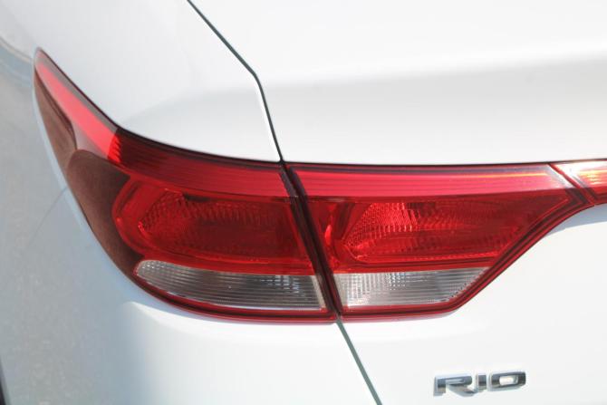 Kia Rio IV с пробегом 2018 года, цена 1 020 000 рублей, 126000 км, седан, Автокод Объявления