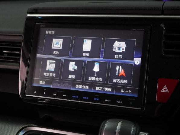 Honda Stepwgn V Рестайлинг с пробегом 2017 года, цена 2 544 000 рублей, 101256 км, минивэн, Автокод Объявления